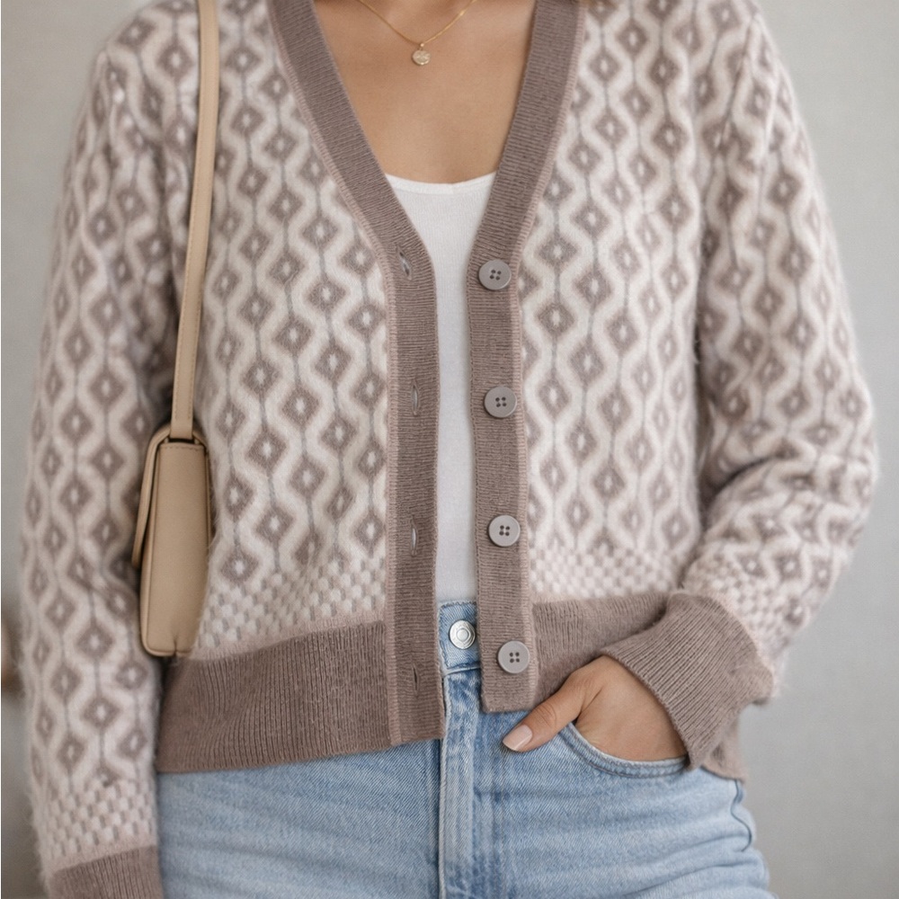Cupcakes and Cashmere Textured Geo Button Cardigan Sweater | Taupe | Size L NWT‎
